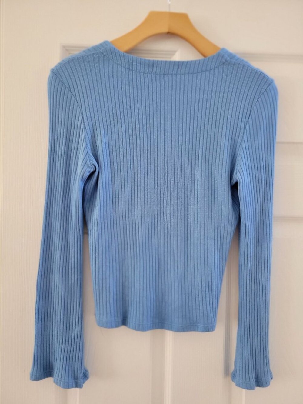 Reformation Pastel Blue Gellar Sweater size Medium Tencel V neck Feminine - Picture 6 of 10